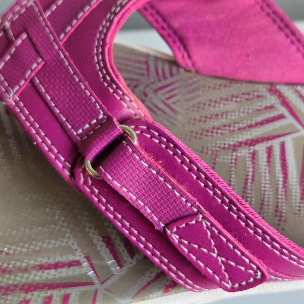 Clarks Brinkley Jazz Womens 9 Pink Adjustable Comfort Flip Flop Sandals 26133684 - Picture 2 of 9